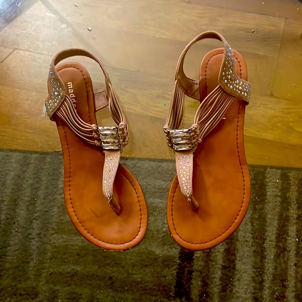 Summer Sandler worn twice like new